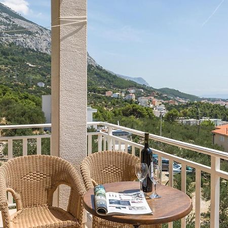 Cozy Apartment In Makarska With Kitchen Eksteriør bilde